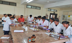 photo of research lab 3